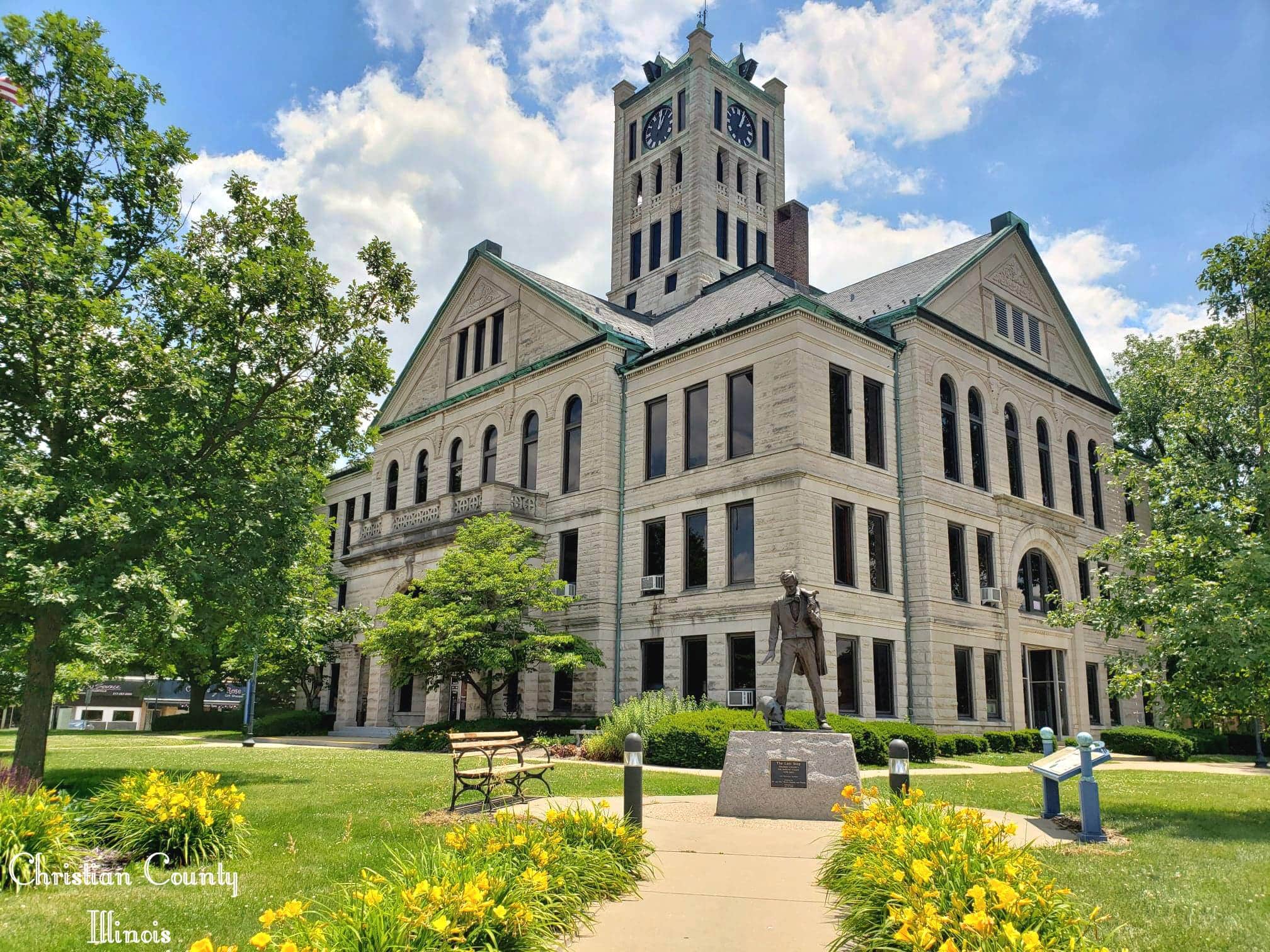 Home Small Town Taylorville